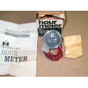 HOUR METER INTERNATIONAL IH 407206 R1 IH 389985 R92 NOS