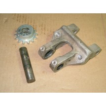 SPROCKET MOUNTING ASSEMBLY IH 397032 R1 IH 397034 R1 IH 76897 C1 USED