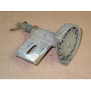 CHUTE SPROCKET ASSEMBLY CUB CADET IH 62415 C2 IH 397044 R1 IH 397041 R1 SHS USED