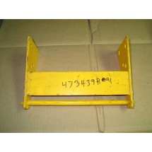 MULE DRIVE BRACKET CUB CADET IH 473439 R91 IH 473399 R91 NOS