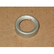 STEERING COLUMN UPPER BEARING RETAINER CUB CADET IH 376480 R1 941-3023 741-3023 RUSTY NOS