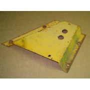 RIGHT MOWER BELT COVER CUB CADET IH 489343 R1 USED