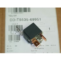 RELAY CUB CADET DD T5535-69951, DD T5510-43101, DD T4180-69951, DD T4620-69031, DD T4620-69032 NOS