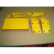 FRONT PULLEY SHIELD MOUNT BRACKETS CUB CADET IH 464364 R1 IH 464509 R1 IH 465058 R91 IH 465057 R91 NTO NOS
