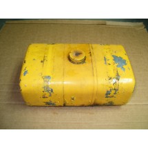 GAS TANK CUB CADET IH 393616 R91 KH 235935 KH 47-065-13-S KH 47-065-11 12HP USED