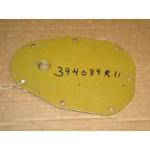 REAR COVER PLATE ASSEMBLY CUB CADET IH 394089 R1 NOS