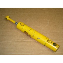 HYDRAULIC LIFT CYLINDER ASSEMBLY CUB CADET IH 548040 R1 NOS
