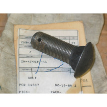 BLADE BOLT INTERNATIONAL IH 474030 R1 NOS