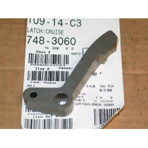 CRUISE LATCH CUB CADET 748-3060 NEW