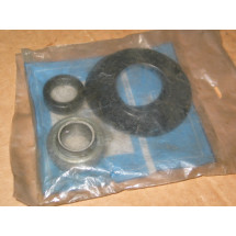 BEARING LOCK COLLAR RETAINER CUB CADET IH 475538 R91 NOS