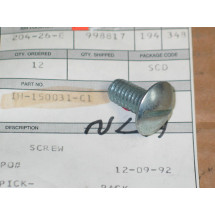 TORSION SPRING MOUNT BOLT CUB CADET IH 150031 C1 NOS