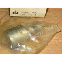 BEARING IH ST686 NOS