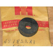 BODY MOUNTING SPEACER CUB CADET IH 487822 R1 735-3011 NOS
