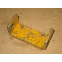 REAR SLEEVE HITCH UPPER MOUNTING BRACKET CUB CADET IH 376333 R1 USED