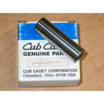 PISTON PIN CUB IH 251241 R2 IH-251241-R2 IH251241R2 NOS