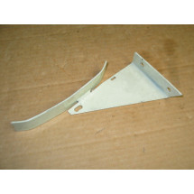 QUIET LINE GAS TANK LH MOUNT BRACKET CUB CADET IH 61511 C2 IH-61511-C2 IH61511C2 NOS