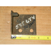 PIVOT SEAT BRACKET LH CUB CADET IH 528902 R1 IH-528902-R1 IH528902R1 703-0070 703-0266 IH 545673 R1 IH-545673-R1 IH545673R1 IH 140057 C1 IH-140057-C1 IH140057C1