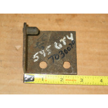 PIVOT SEAT BRACKET LH CUB CADET IH 528902 R1 IH-528902-R1 IH528902R1 703-0070 703-0266 IH 545673 R1 IH-545673-R1 IH545673R1 IH 140057 C1 IH-140057-C1 IH140057C1
