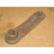 LIFT ARM ASSEMBLY LH CUB CADET 703-0075 IH 126394 C1 NOS