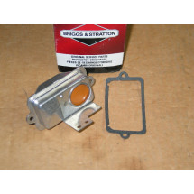 BREATHER ASSEMBLY CUB CADET BS 495756 IH 78091 C1 BS 393153 NOS