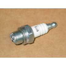 SPARK PLUG CUB CADET RCJ8 CJ8 759-3331 NEW