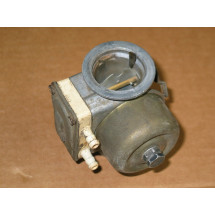 BRIGGS & STRATTON CARBURETOR CUB CADET BS 392690 IH 76575 C1 USED