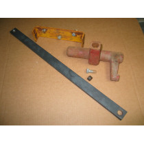 REAR SLEEVE HITCH KIT CUB CADET IH 144421 C91 190-382-100 USED