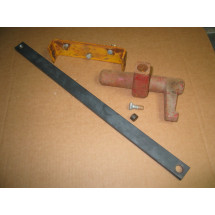 REAR SLEEVE HITCH KIT CUB CADET IH 144421 C91 190-382-100 USED