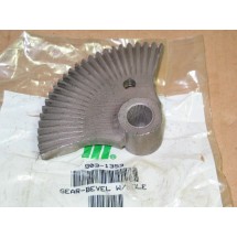 BEVEL GEAR SIDE GEAR CUB CADET 903-1353 703-1353 NEW