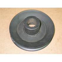 SPLINED SPINDLE PULLEY CUB CADET 756-3082 NEW