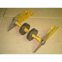 MULE DRIVE ASSEMBLY CUB CADET IH 18030 R1 IH 465057 R91 IH 465058 R91 IH 464352 R91 IH 464363 R1 ORG MDR USED