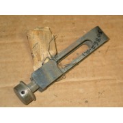 ELECTRIC LIFT CLEVIS ASSEMBLY CUB CADET IH 530862 R1 NOS