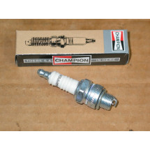 SPARK PLUG CUB CADET H10 759-3333 216 KH 235041-S KH 235040-S IH 385411 R91 NEW