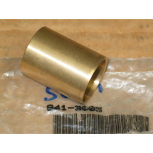 FRONT AXLE BUSHING IH 351457 R1 IH 350457 R1 741-3005 941-3005 SLD NOS