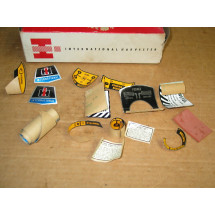 DECAL SET CUB CADET IH 545941 R91 NOS