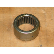 SPLINED SHAFT REAR BEARING TRANSMISSION MAIN SHAFT REAR BEARING IH 357931 R91 IH-357931-R91 IH357931R91 741-0364 941-0364 NOS