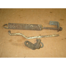 SPRING ASSIST HELPER SPRING CUB CADET IH 399481 R91 IH-399481-R91 N/F USED