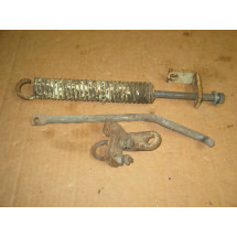 SPRING ASSIST HELPER SPRING CUB CADET IH 399481 R91 IH-399481-R91 N/F UBLT USED
