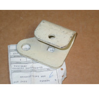 LIFT ARM BRACKET CUB CADET 703-0682 IH 57218 C1 NOS