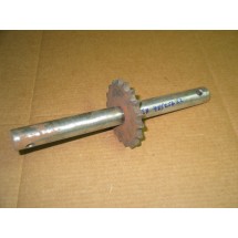 MAIN DRIVE SHAFT ASSEMBLY 18T IH 485256 R2 WM 63954 NOS