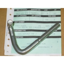 HOOD HINGE LT CUB CADET IH 140335 C1 747-3009  USED