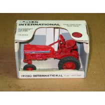 INTERNATIONAL CUB TRACTOR ERTL 1976-1979  #1623 