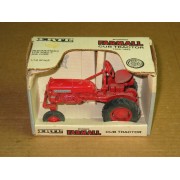 McCORMICK FARMALL CUB TRACTOR ERTL 1959-1963  #0352 
