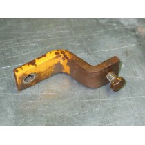 TRANSMISSION MOUNTING BRACKET CUB CADET IH 394029 R1 703-0168 USED
