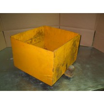 UTILITY BOX ASSEMBLY IH 390022 R92 USED