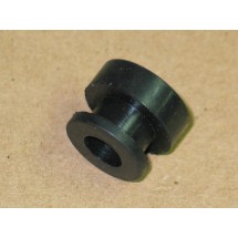 SEAT FENDER GROMMET CUB CADET 735-0690 NEW