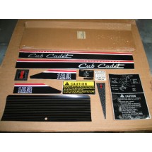 DECAL KIT 129 CUB CADET IH 546717 R94 NOS