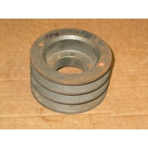 CENTER SPINDLE PULLEY CUB IH 474163 R1 NOS