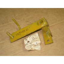 SHIFTER ARM LEVER ASSEMBLY CUB CADET IH 107155 C1 703-0557 NOS