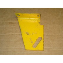 MOWER DECK LT SUPPORT BRACKET 38" CUB CADET IH 474385 R1 NOS